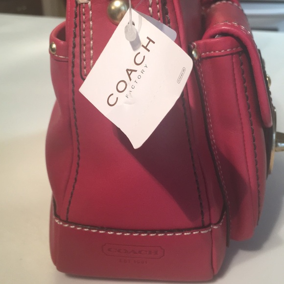 Coach Legacy NWT RASPBERRY - Picture 7 of 10